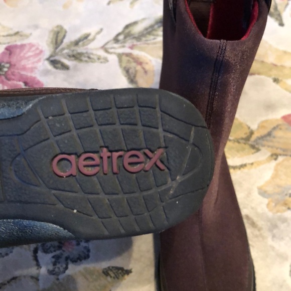 Boots - Picture 3 of 3